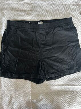 Black Elastic Waist linen Shorts